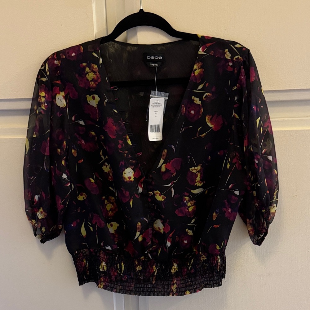 Bebe Women's Black Floral Blouse